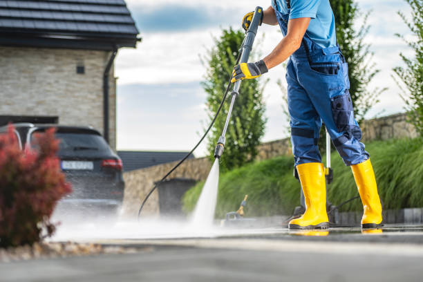 Why Choose Our Certified Pressure Washing Experts for Your Project Needs in Cloquet, MN?